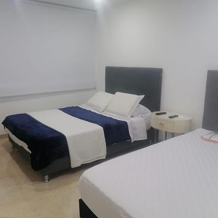 C Hotelera Rey.Es Bogotá Extérieur photo