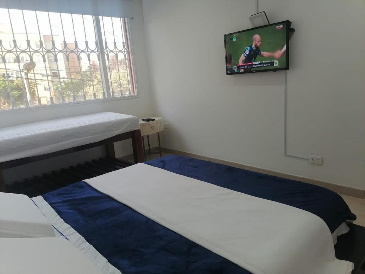 C Hotelera Rey.Es Bogotá Extérieur photo